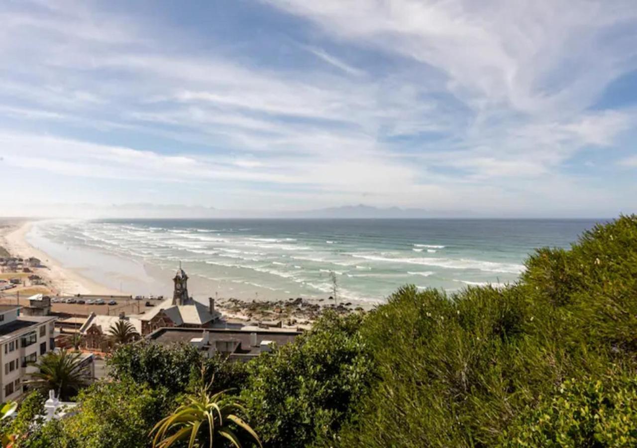 Seaview Apartment In Muizenberg Exterior photo