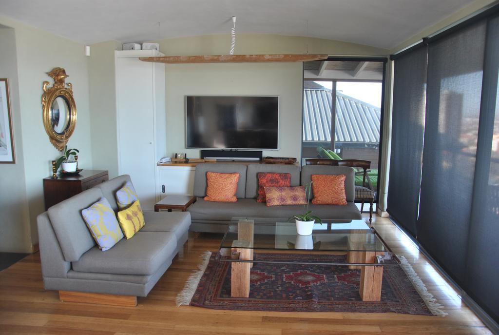 Seaview Apartment In Muizenberg Exterior photo